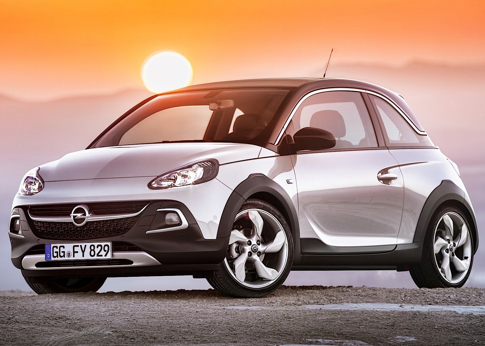 Opel Adam Rocks photo 14
