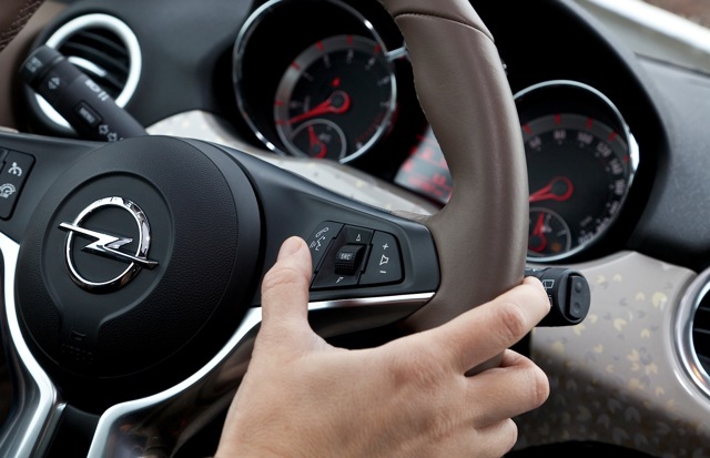 Opel Adam photo 58