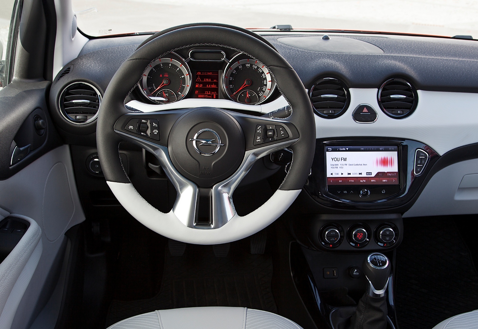 Opel Adam photo 79