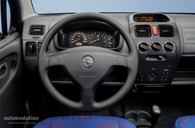 Opel Agila photo 22