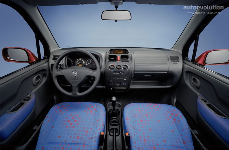 Opel Agila photo 23