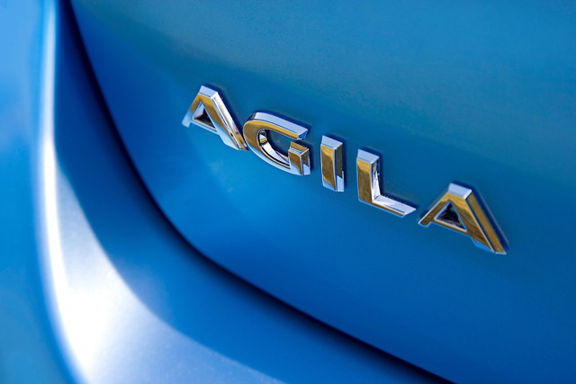 Opel Agila photo 10