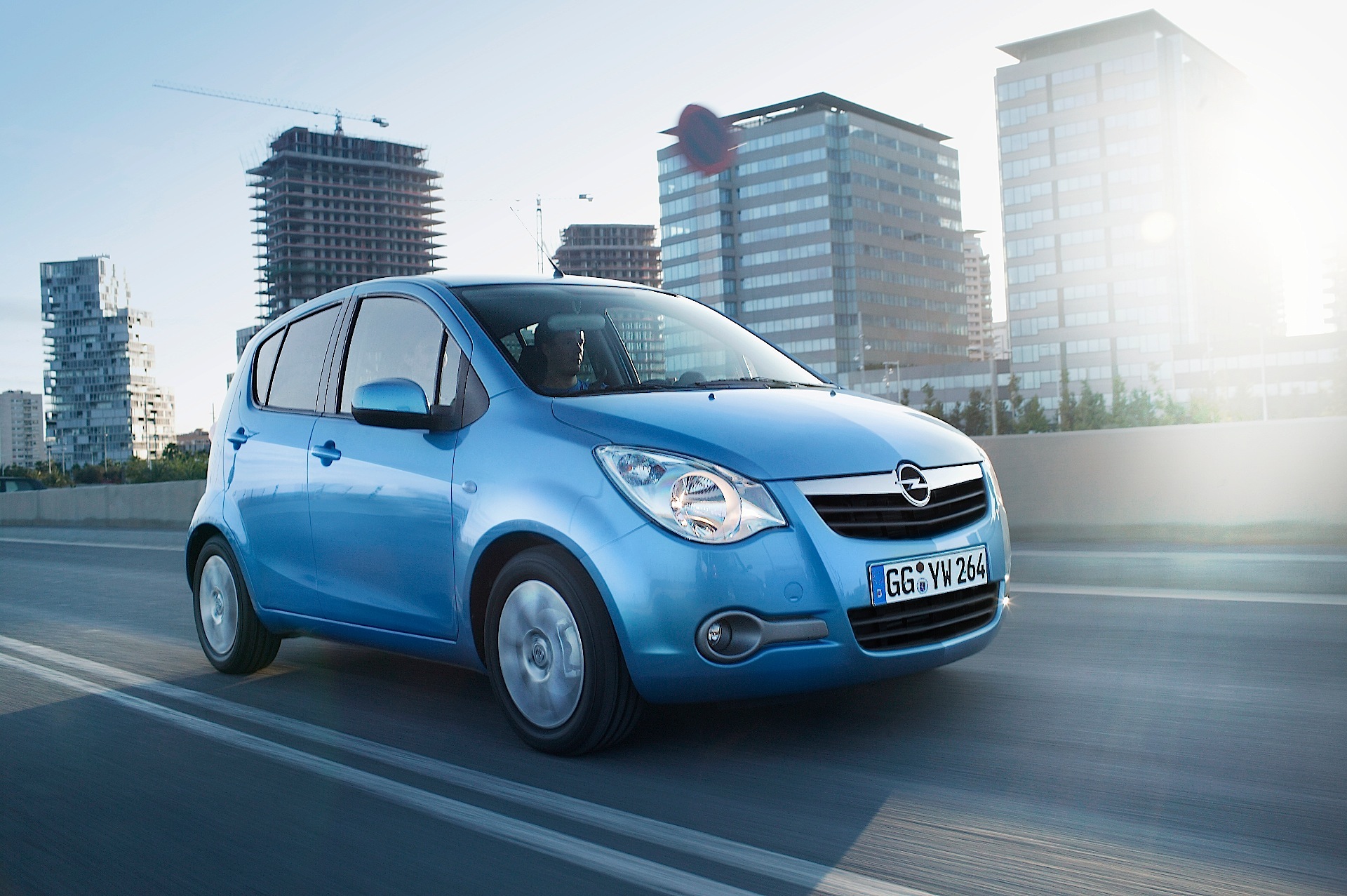 Opel Agila photo 18