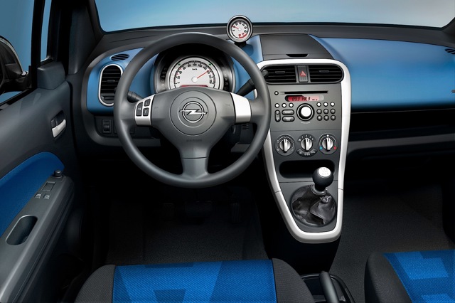 Opel Agila photo 47
