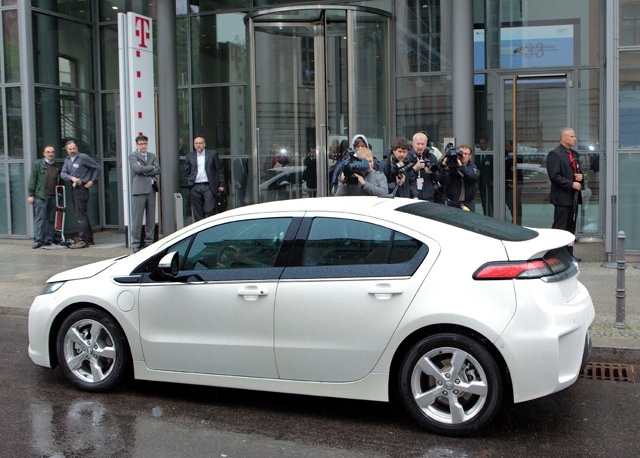 Opel Ampera photo 26