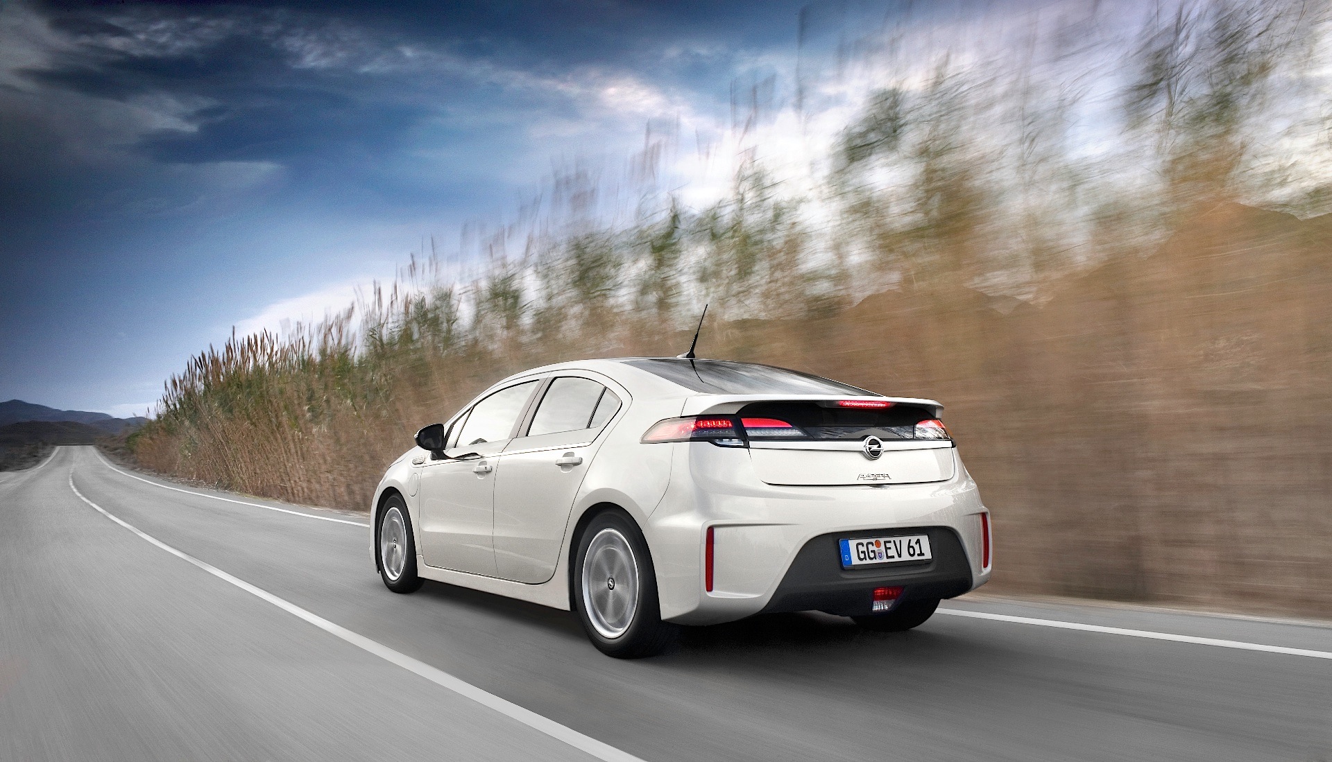 Opel Ampera photo 29