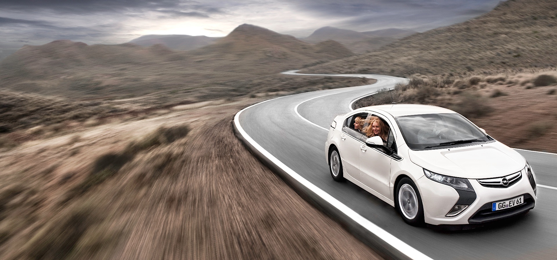 Opel Ampera photo 30