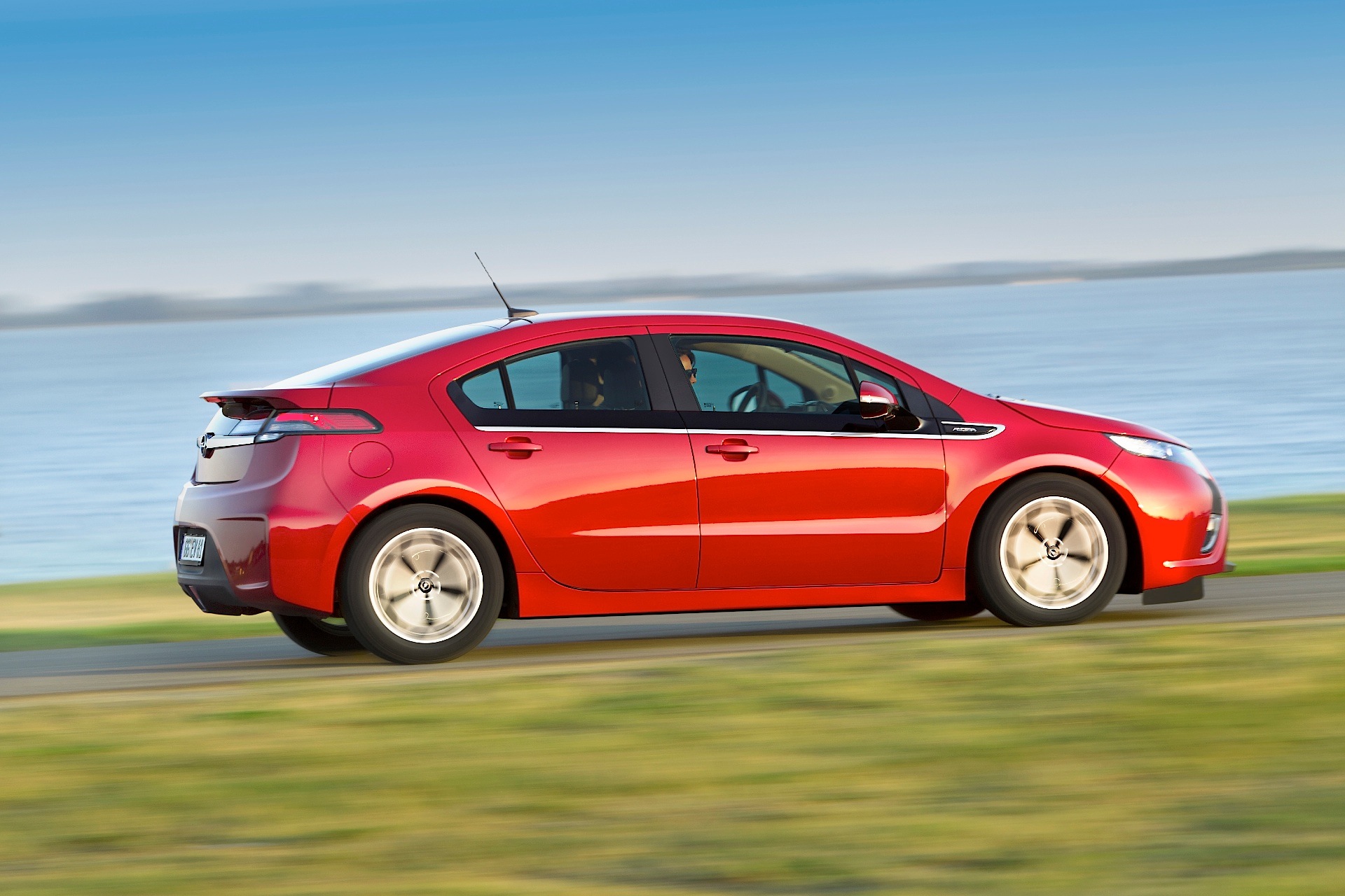 Opel Ampera photo 37