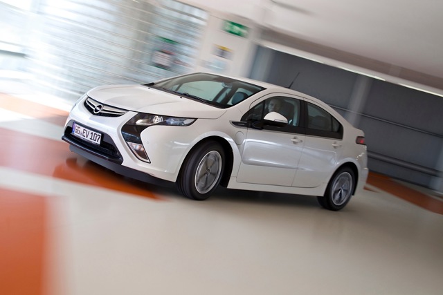 Opel Ampera photo 42