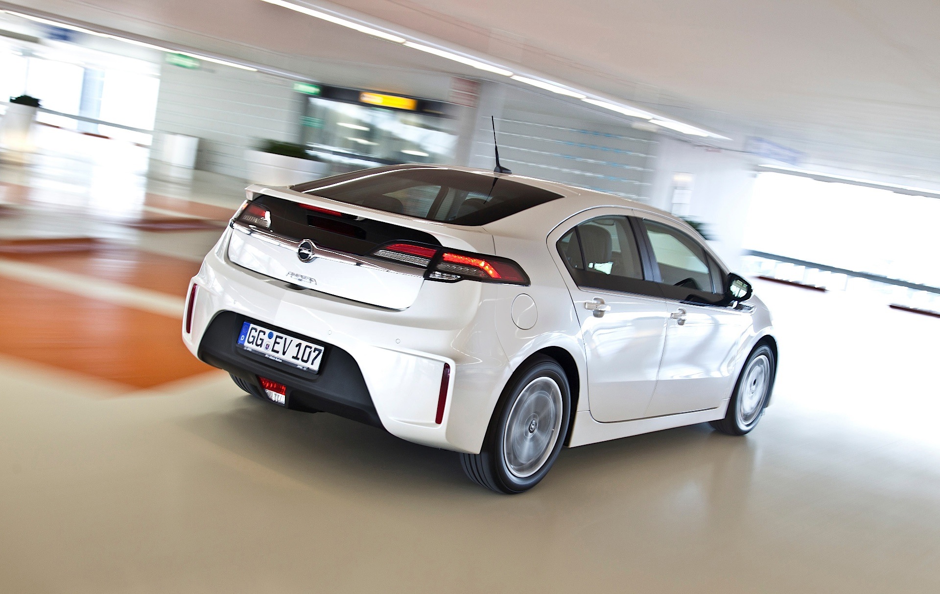 Opel Ampera photo 43