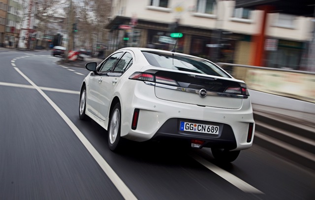 Opel Ampera photo 7