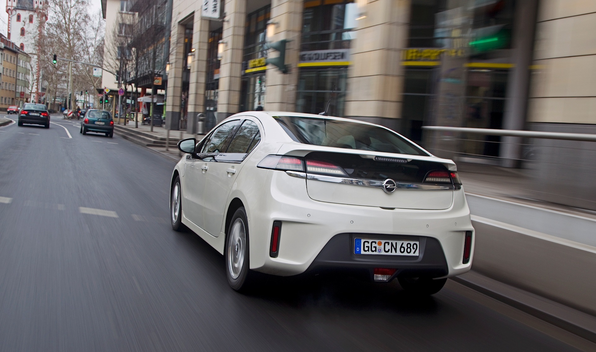 Opel Ampera photo 9