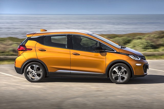Opel Ampera photo 11