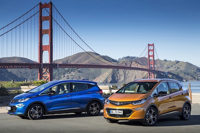 Opel Ampera photo 16