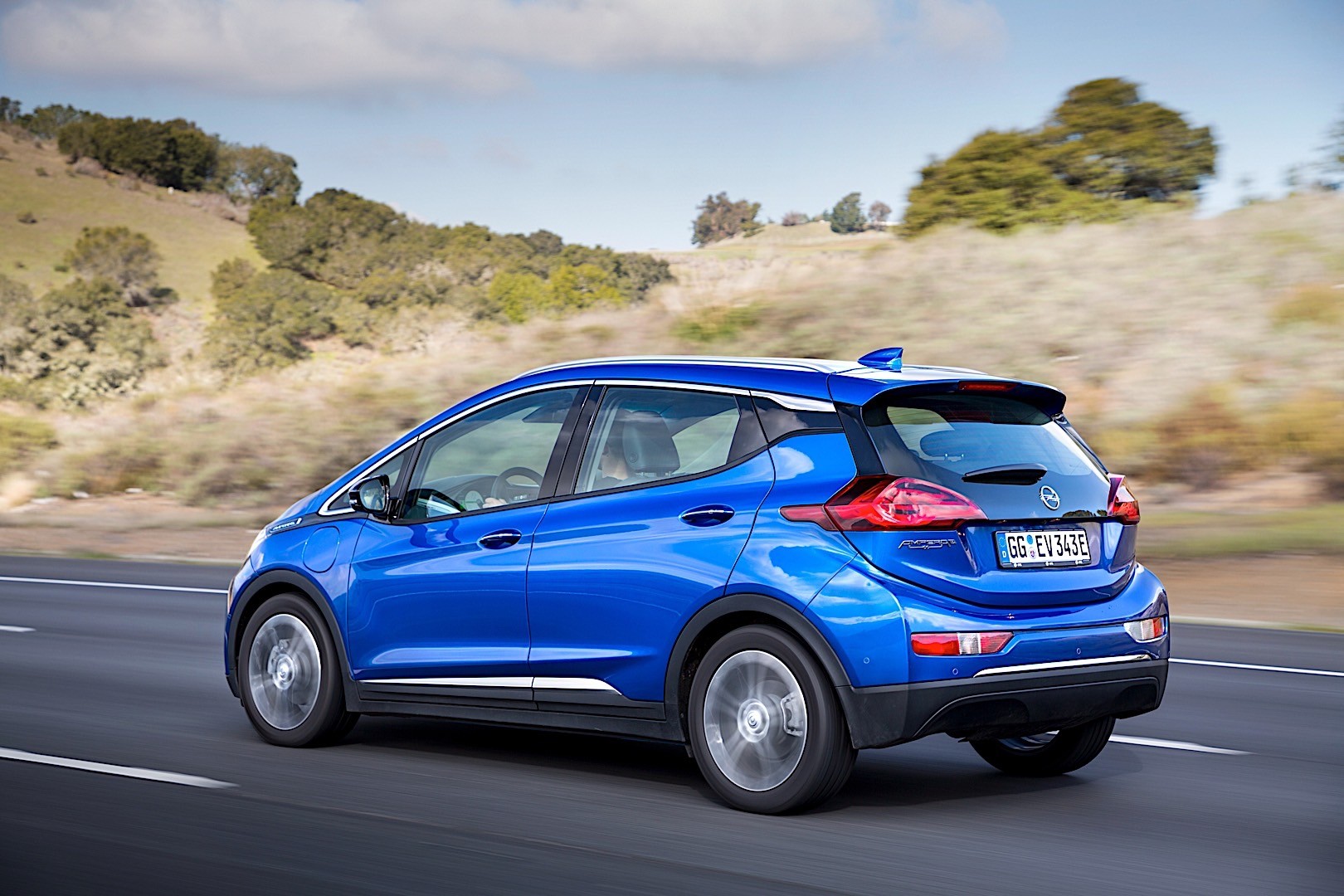 Opel Ampera photo 24