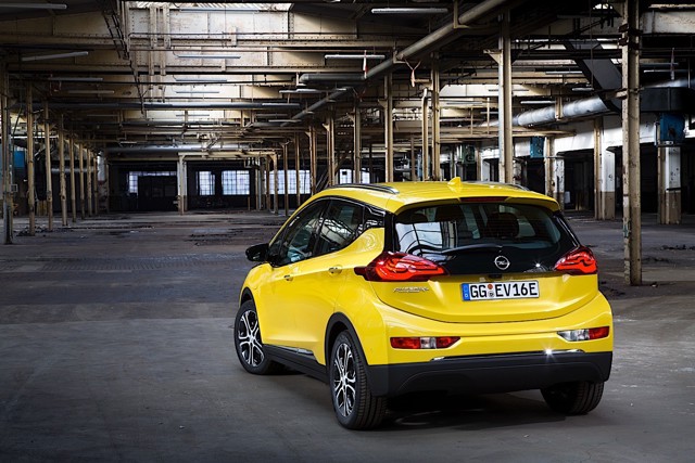Opel Ampera photo 25