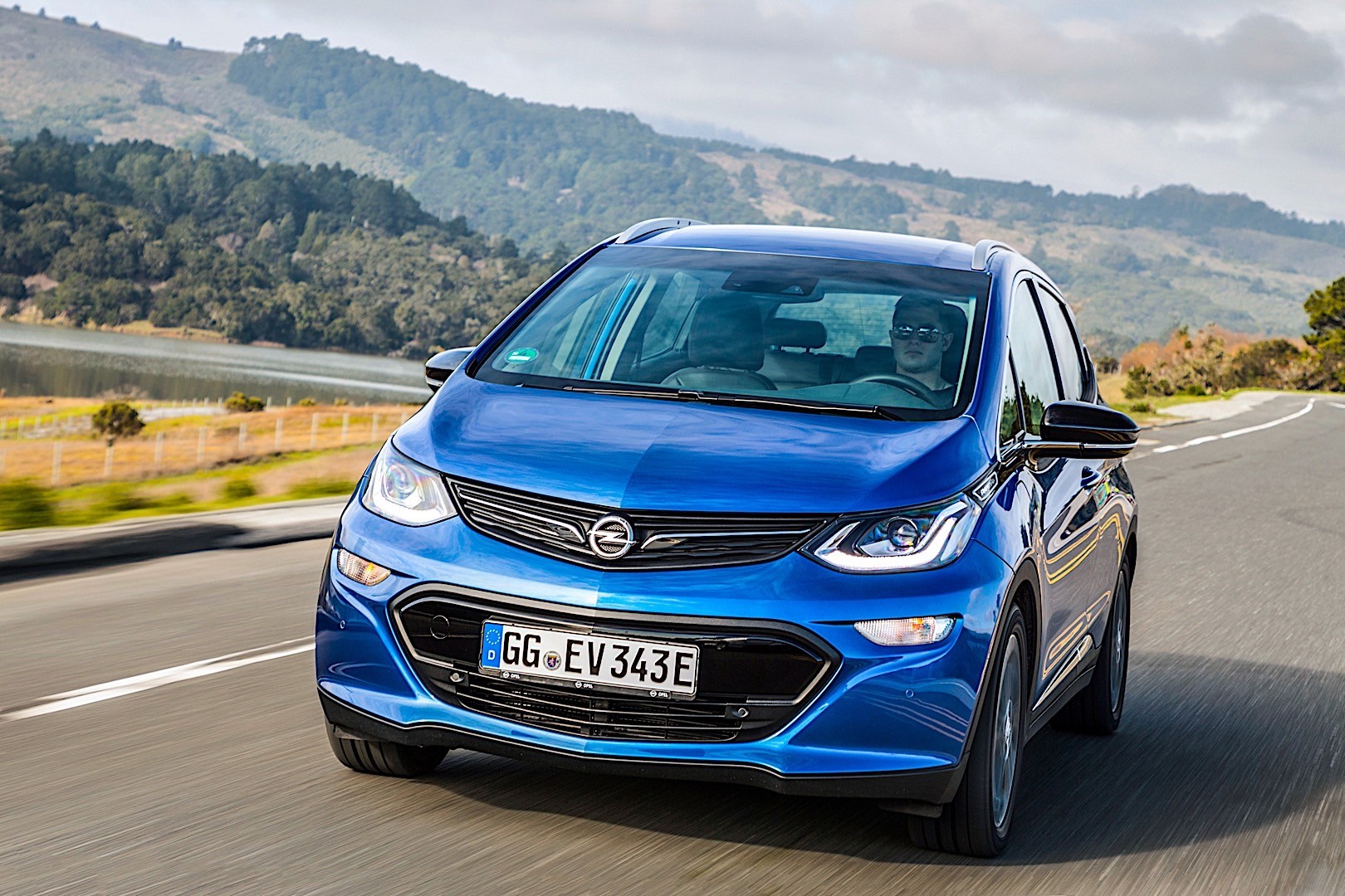 Opel Ampera photo 30