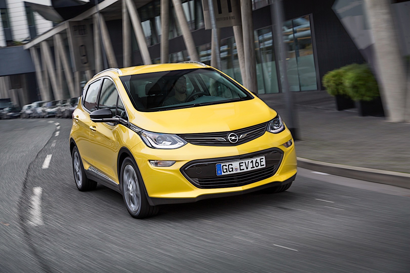 Opel Ampera photo 36