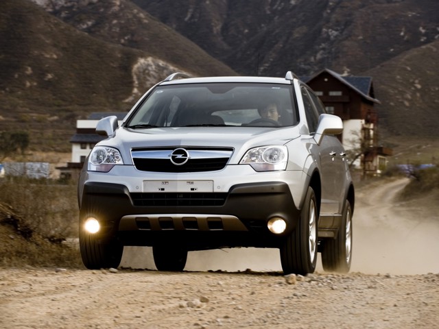 Opel Antara photo 16