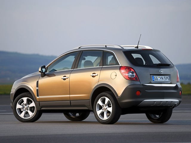Opel Antara photo 21