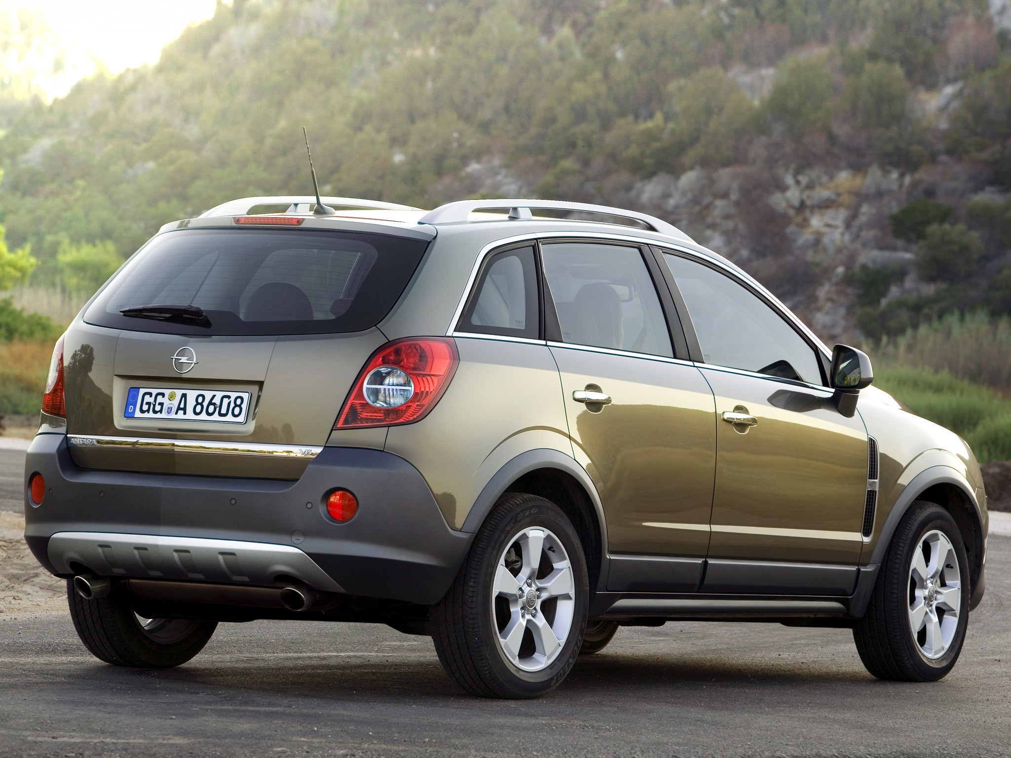 Opel Antara photo 31