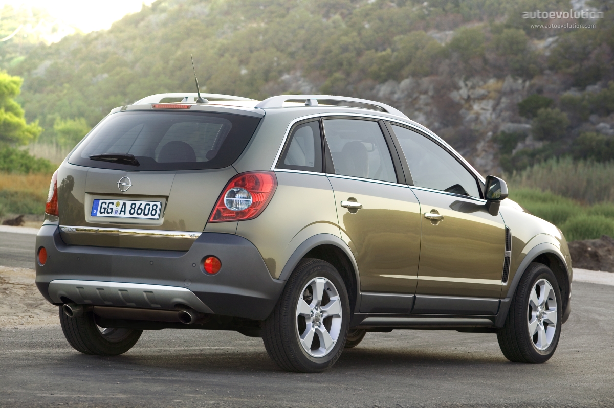 Opel Antara photo 8