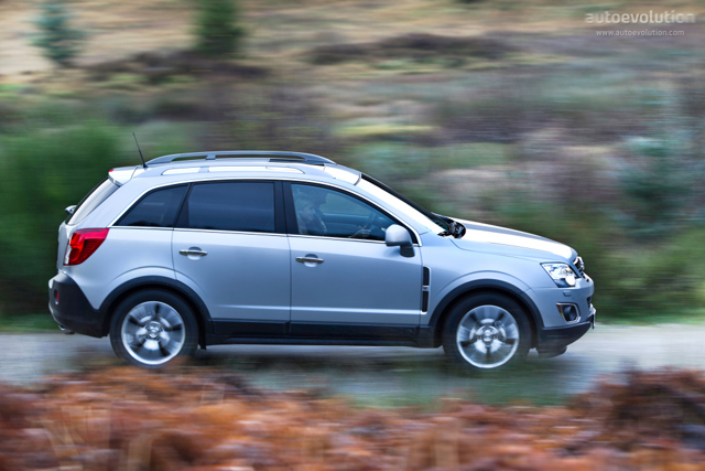 Opel Antara photo 11
