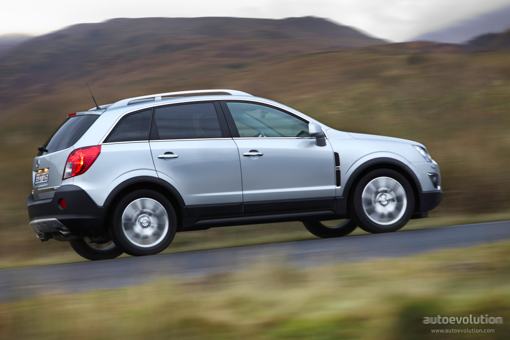 Opel Antara photo 16