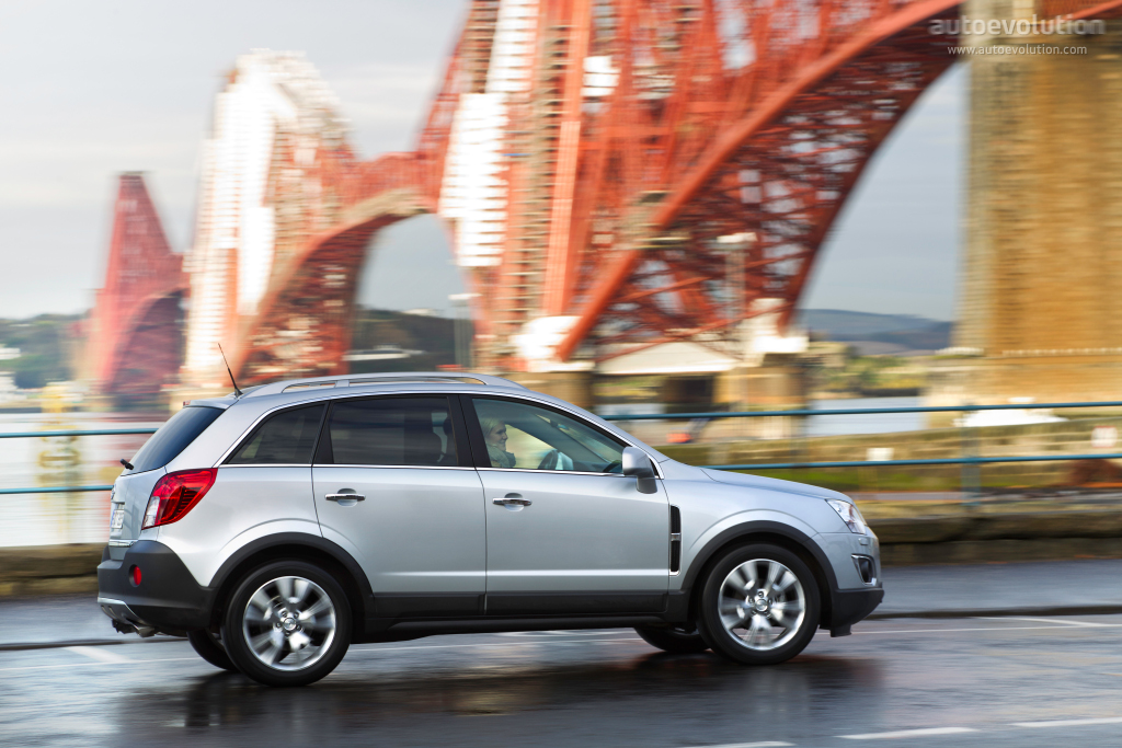 Opel Antara photo 17