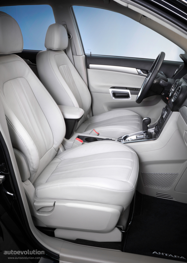 Opel Antara photo 24