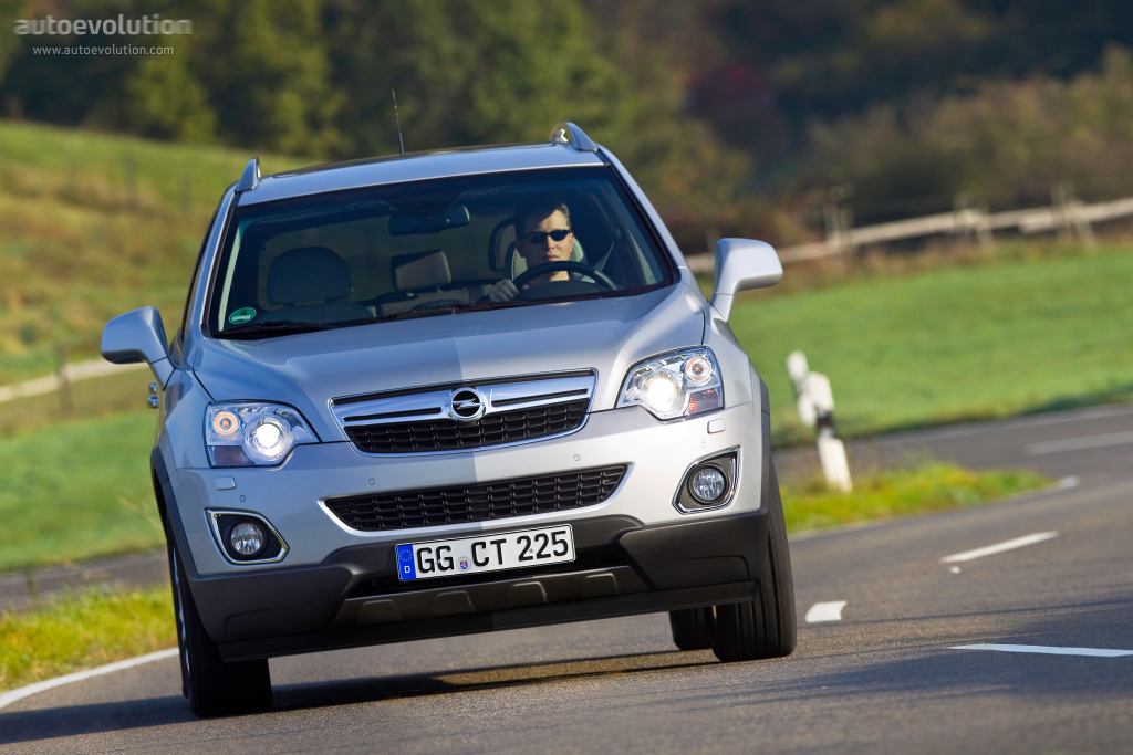 Opel Antara photo 3