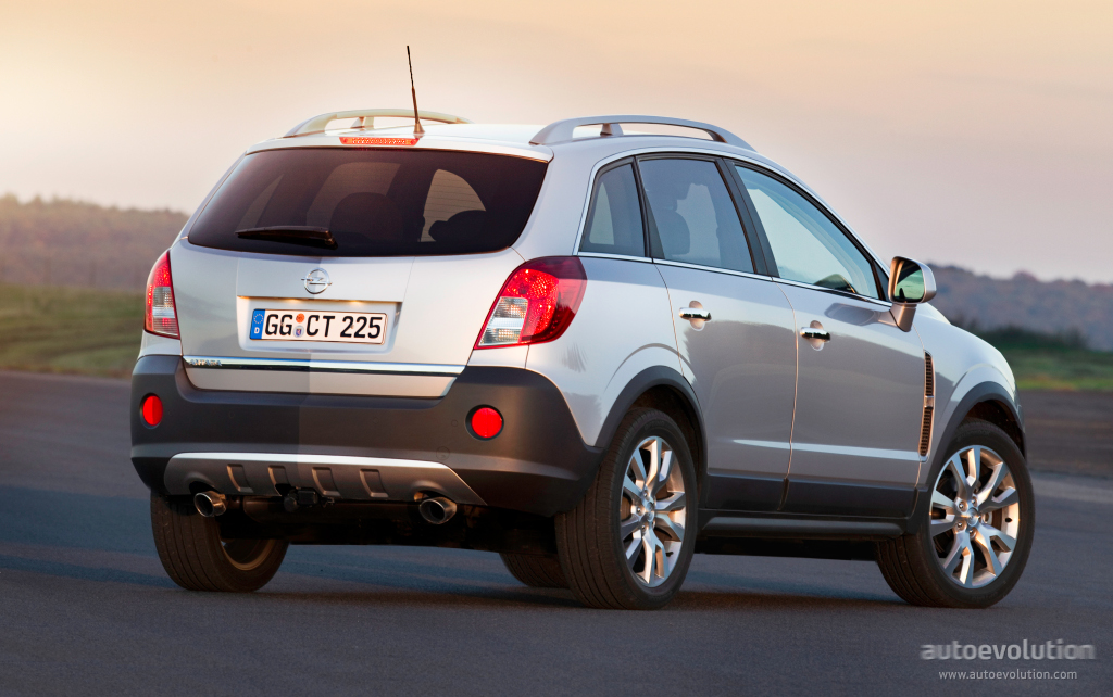 Opel Antara photo 4