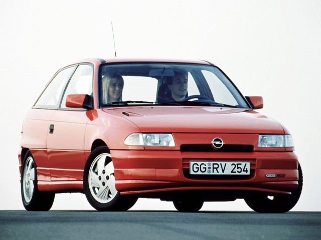 Opel Astra 3 Doors photo 11