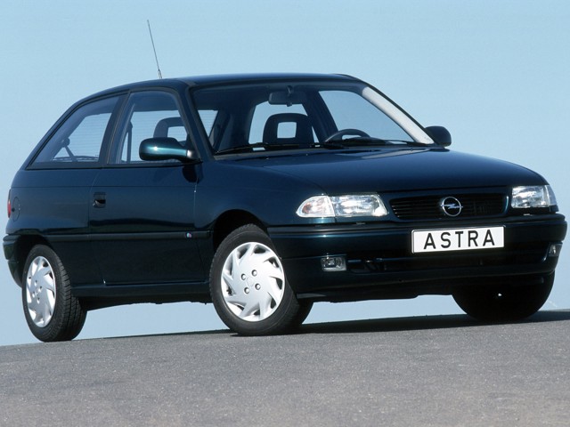 Opel Astra 3 Doors photo 14