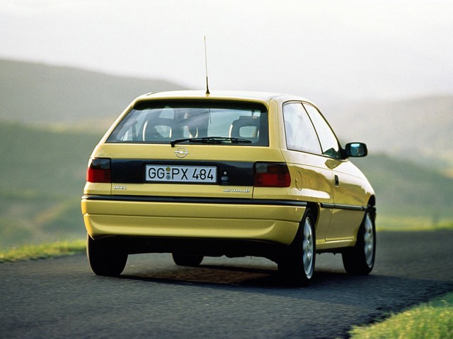 Opel Astra 3 Doors photo 7
