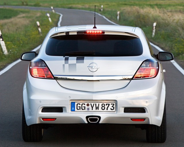 Opel Astra 3 Doors photo 6