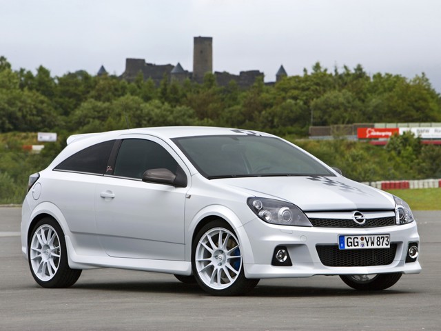 Opel Astra 3 Doors photo 10