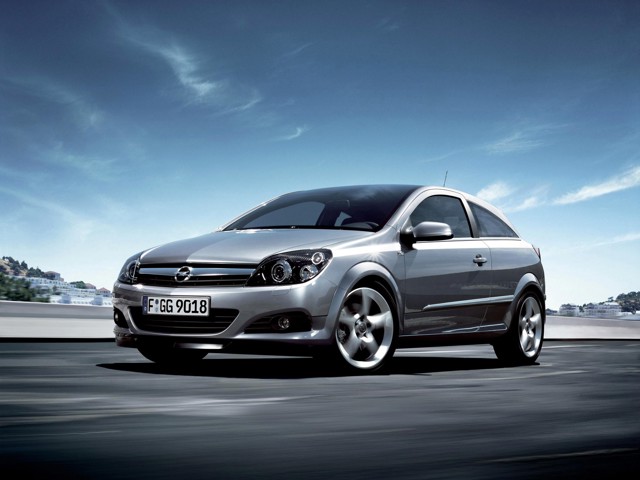 Opel Astra 3 Doors photo 16