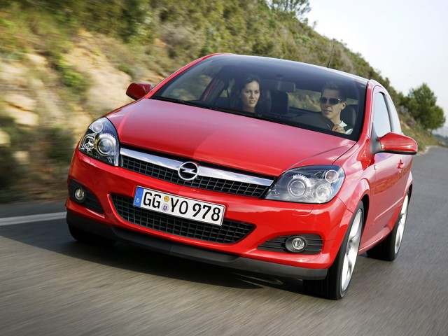 Opel Astra 3 Doors photo 25