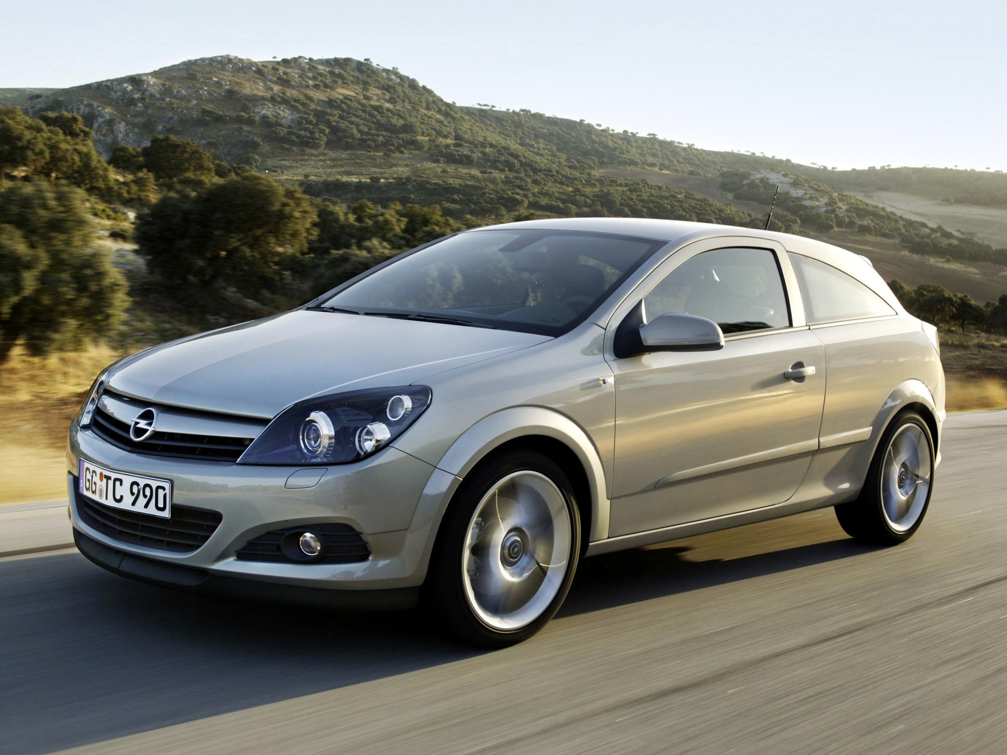 Opel Astra 3 Doors photo 31