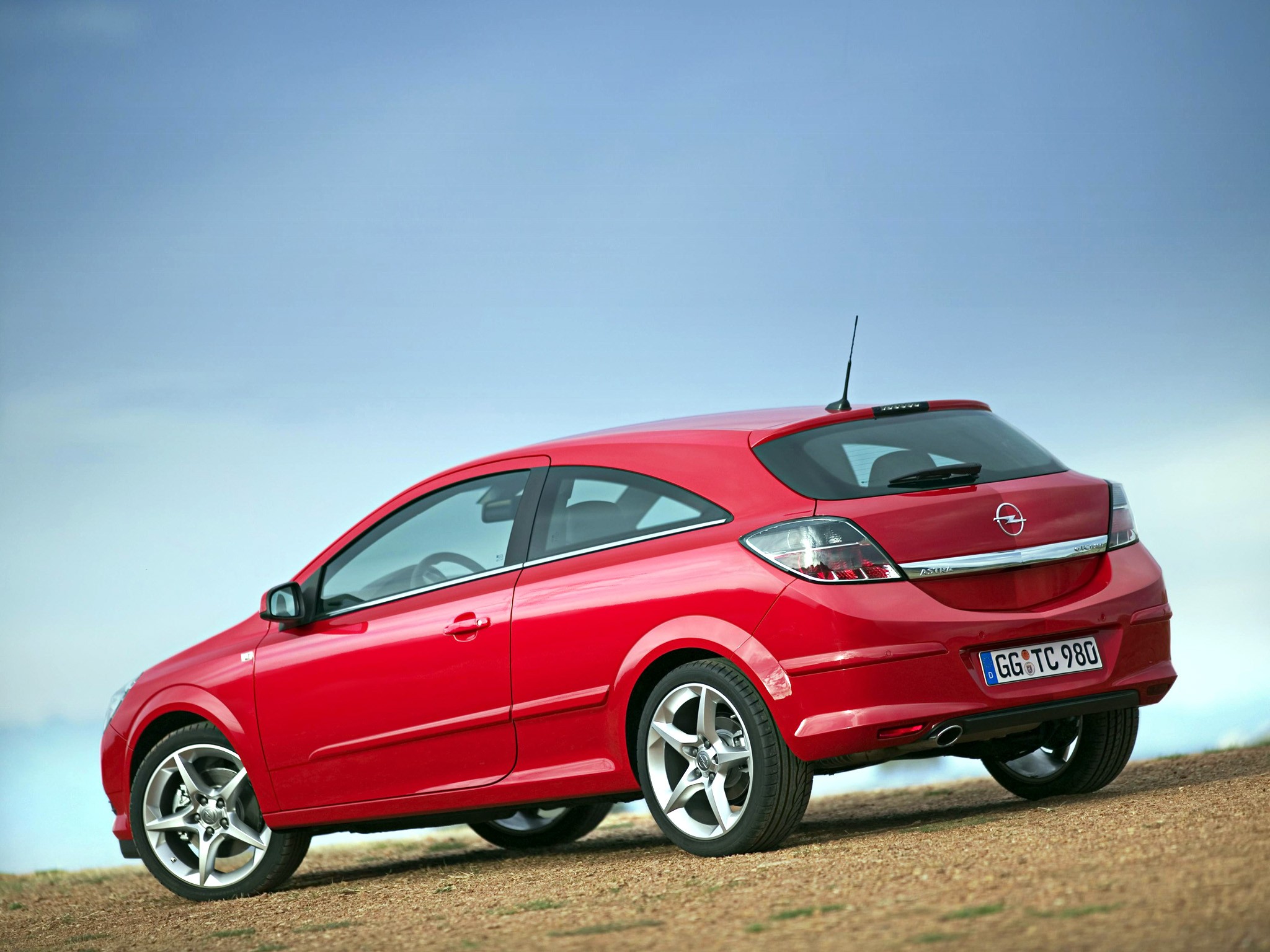 Opel Astra 3 Doors photo 37