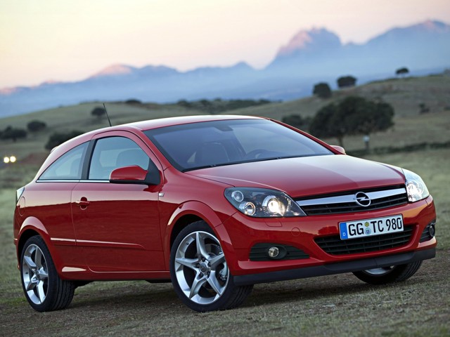 Opel Astra 3 Doors photo 38