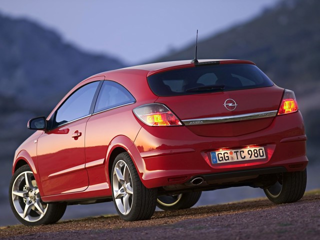 Opel Astra 3 Doors photo 39