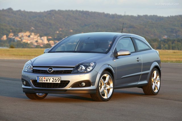 Opel Astra 3 Doors photo 3