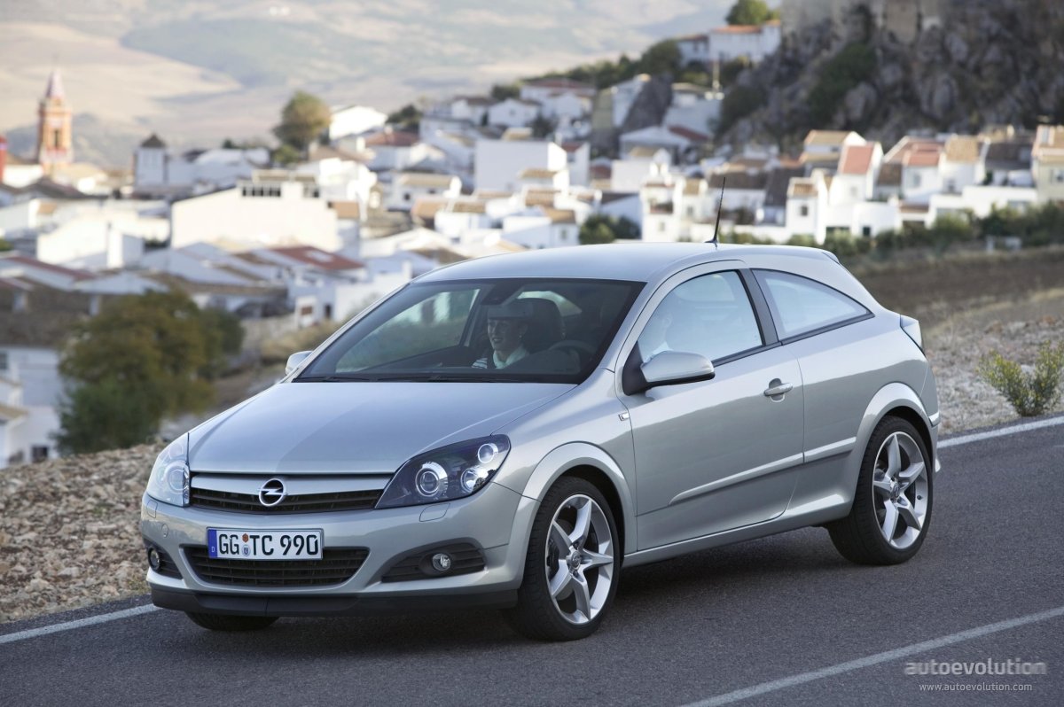 Opel Astra 3 Doors photo 5