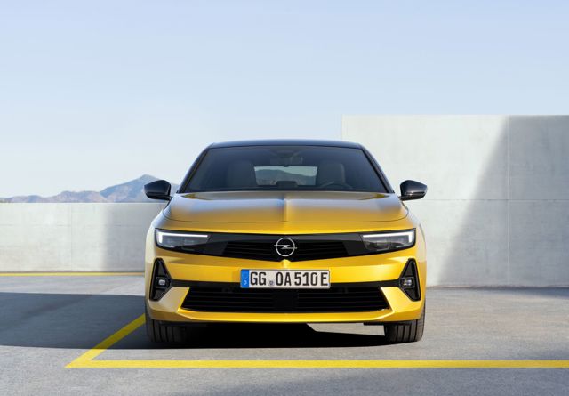 Opel Astra 5 Doors foto 8