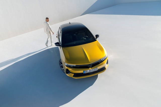 Opel Astra 5 Doors foto 17