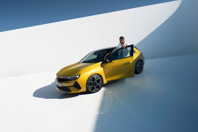 Opel Astra 5 Doors foto 20