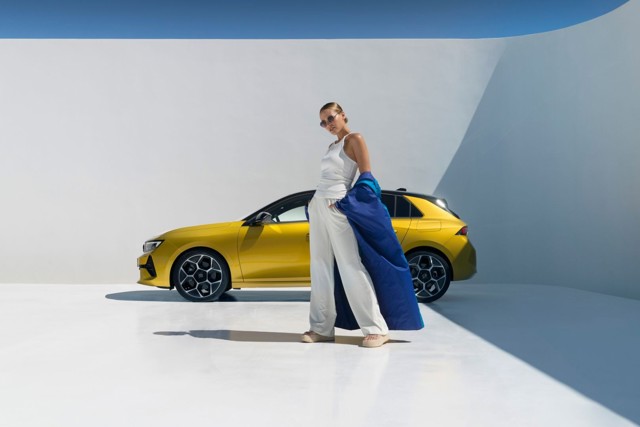 Opel Astra 5 Doors foto 22
