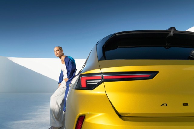 Opel Astra 5 Doors foto 23